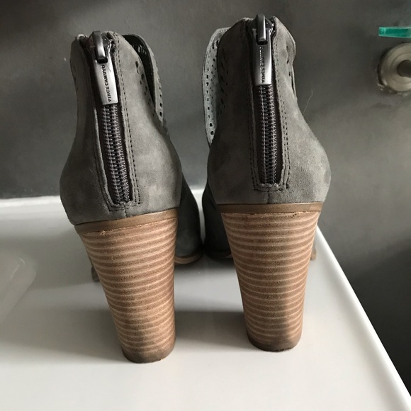 Boots - Picture 3 of 4